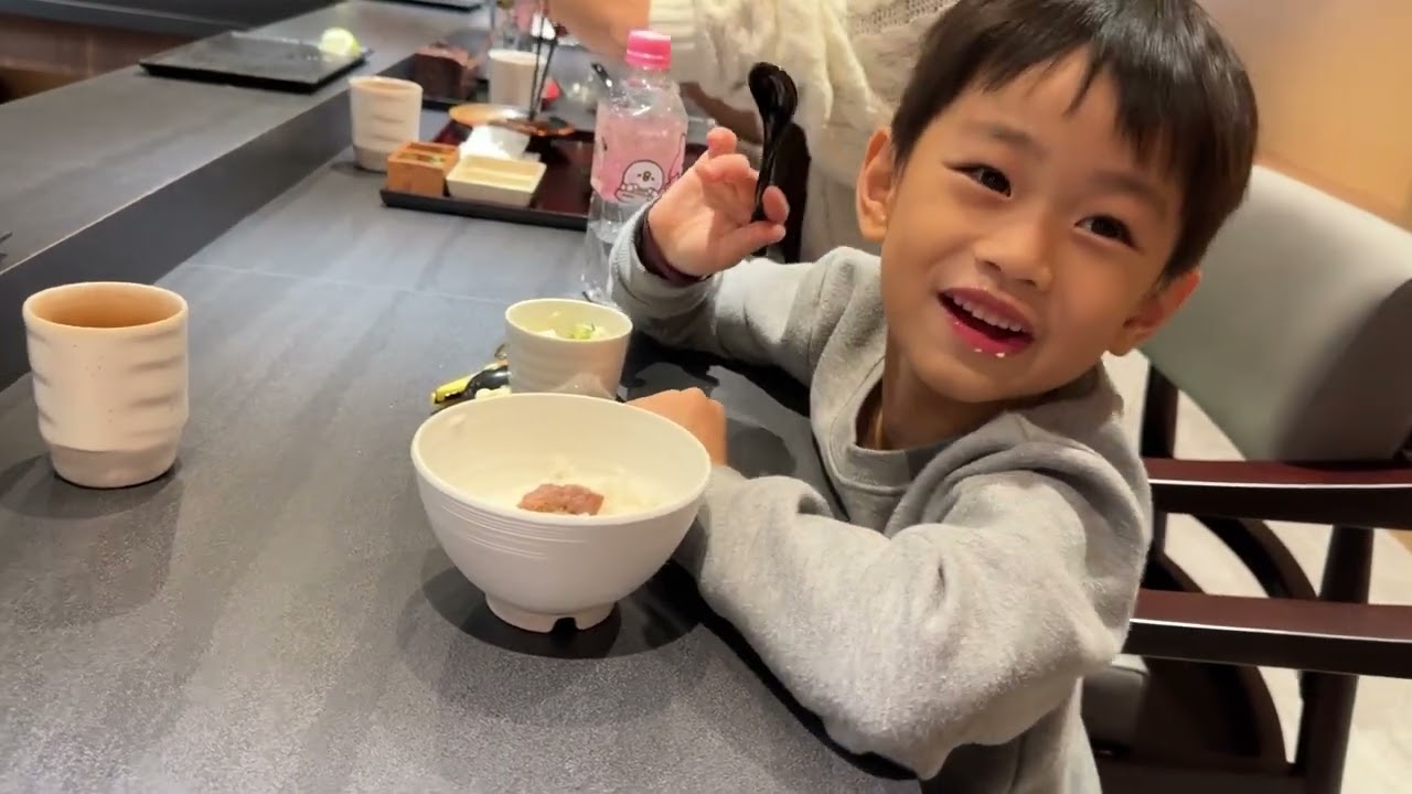 人潮差超多，來吃LOPIA超市 肉処 肉源