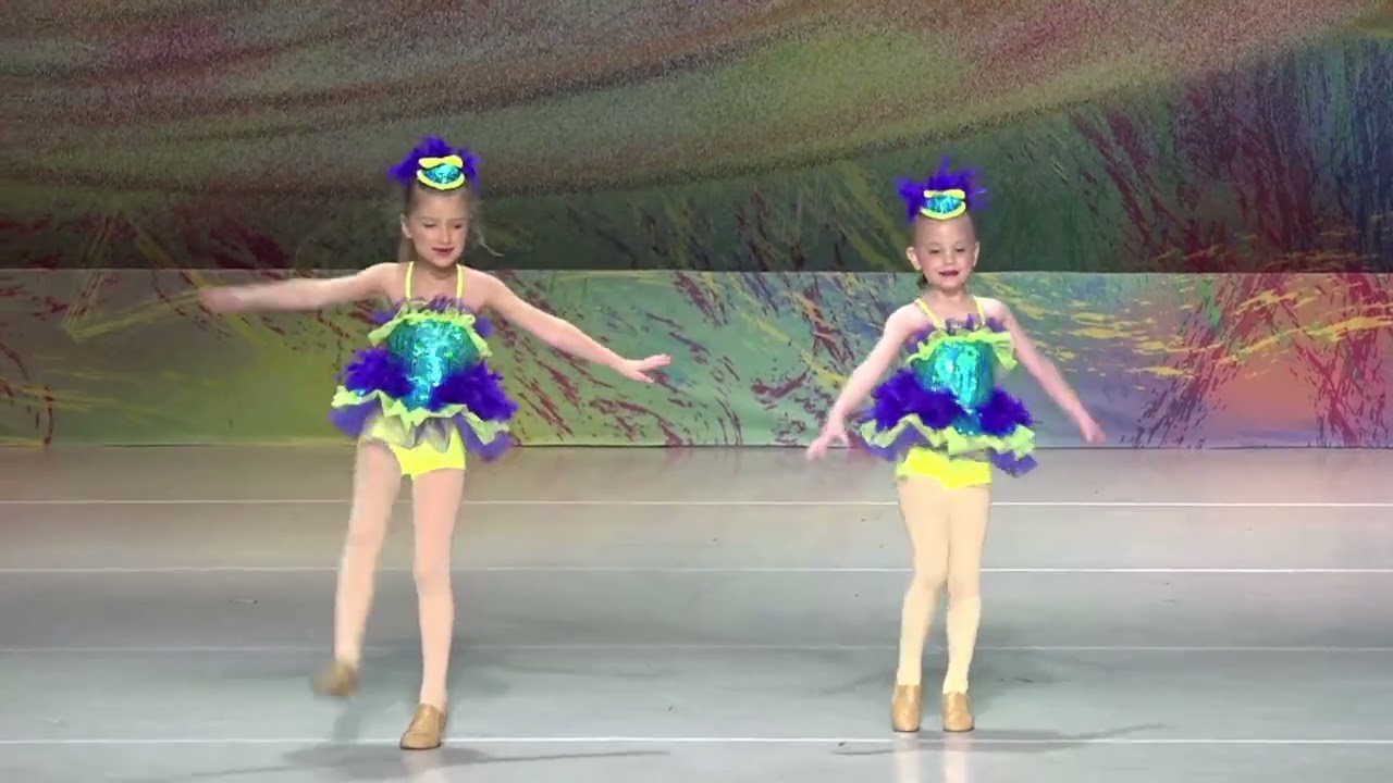 Georgia & Olive’s Jazz Duet At StarQuest Dance Competition 