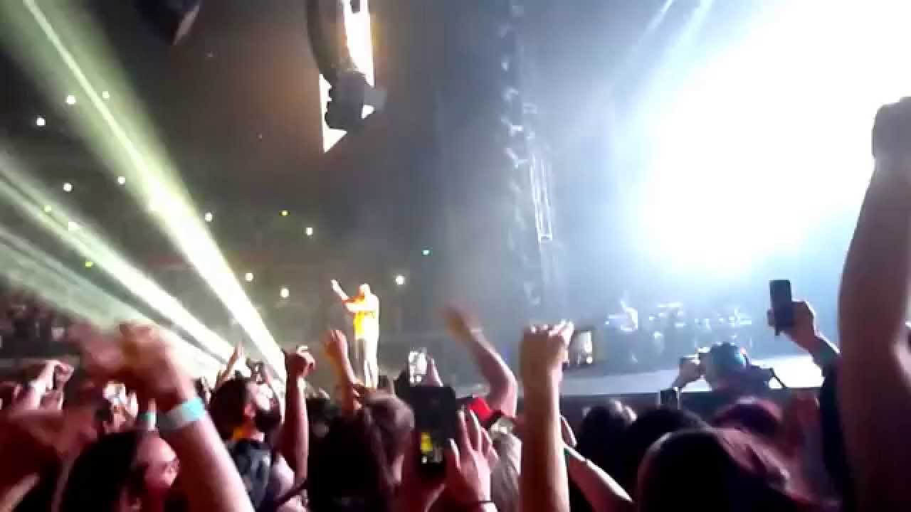 Drake - Started From the Bottom (Live in Sydney, Australia)