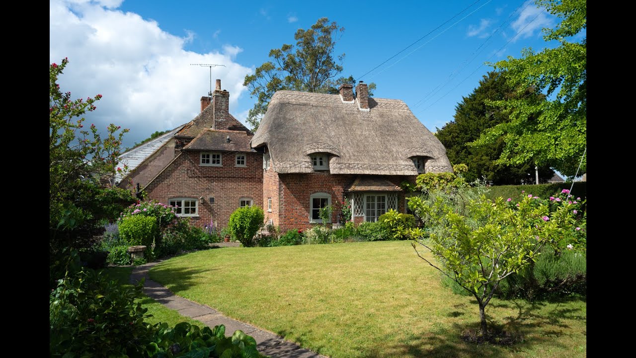 Thatched Cottage, Womenswold - Property Tour