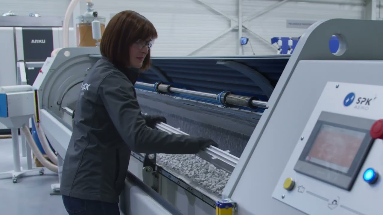 SPALECK INDUSTRIES - Tonneaux d'ébavurage à sec écologiques brevetés - GAMME SPK AERO