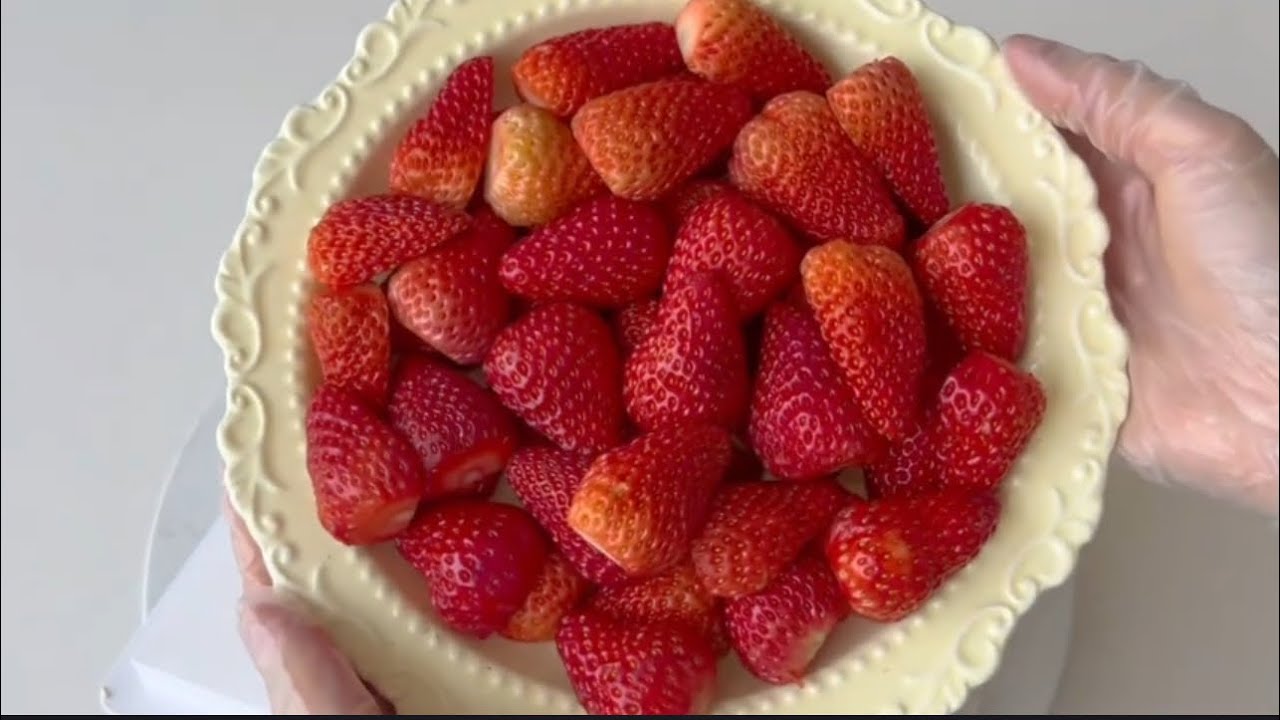 زوجوونا لبعض بالعْصب وصرخ عليه لمادخلت عليه بالغر فه وقال💖