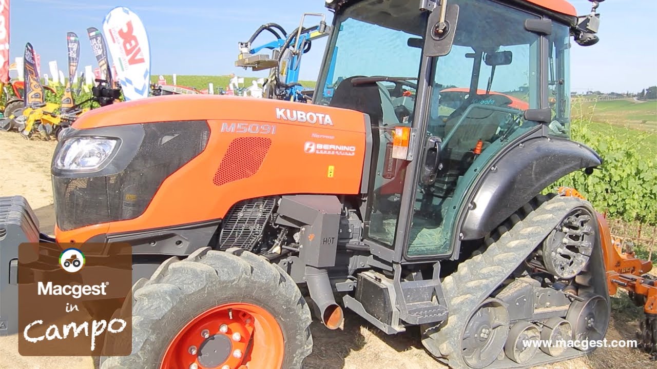 Trattore Kubota M5091 Narrow Power Crawler e Berti Ecorow per Macgest in Campo [HD]