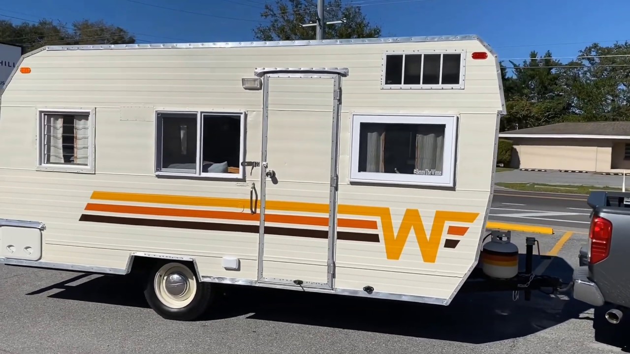 Реставрация винтажного кемпера Winnebago 1969 года