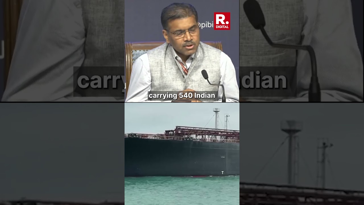 20 Indian Ships Stuck Near Strait of Hormuz, 540 Sailors on Board