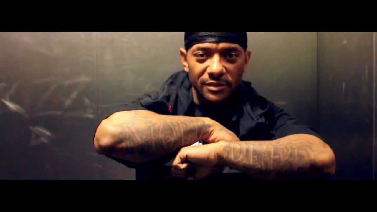 BIG TWINS FEAT PRODIGY OF MOBB DEEP - INFAMOUS (OFFICIAL VIDEO)