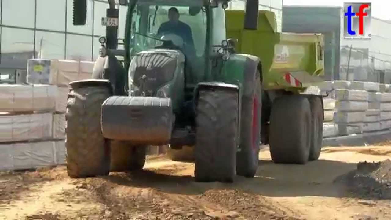 Fendt 724 Vario w/m Dump Trailer / Kippanh&auml;nger, Germany, 11.03.2015.