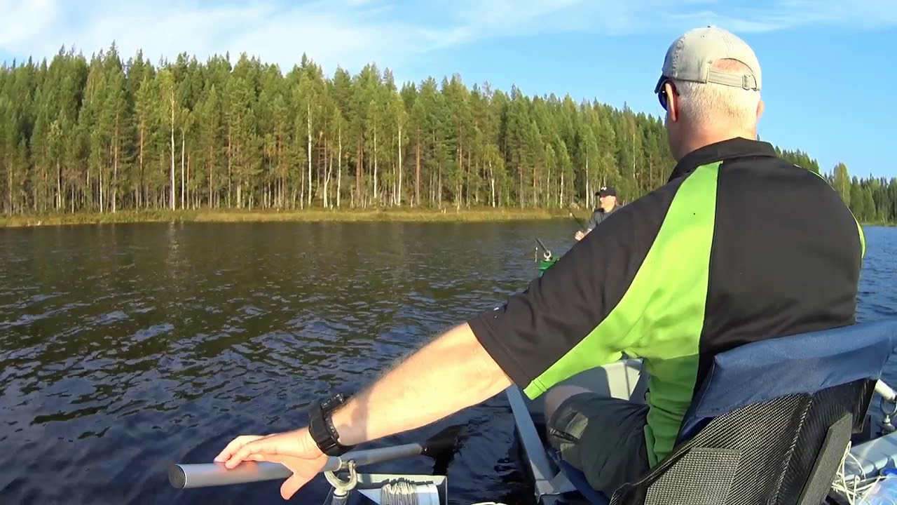Nytt vatten med goda vänner och mycket tilltugg.