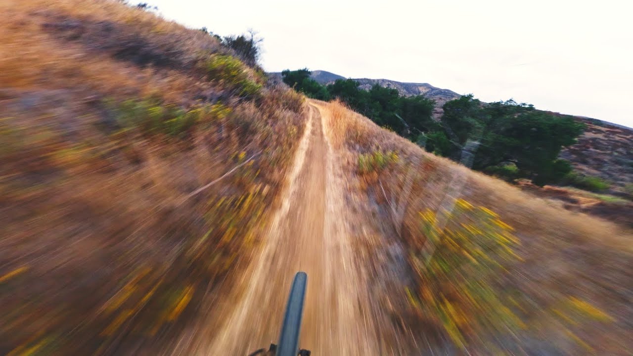 This trail is insanely flowy | Castaic, CA