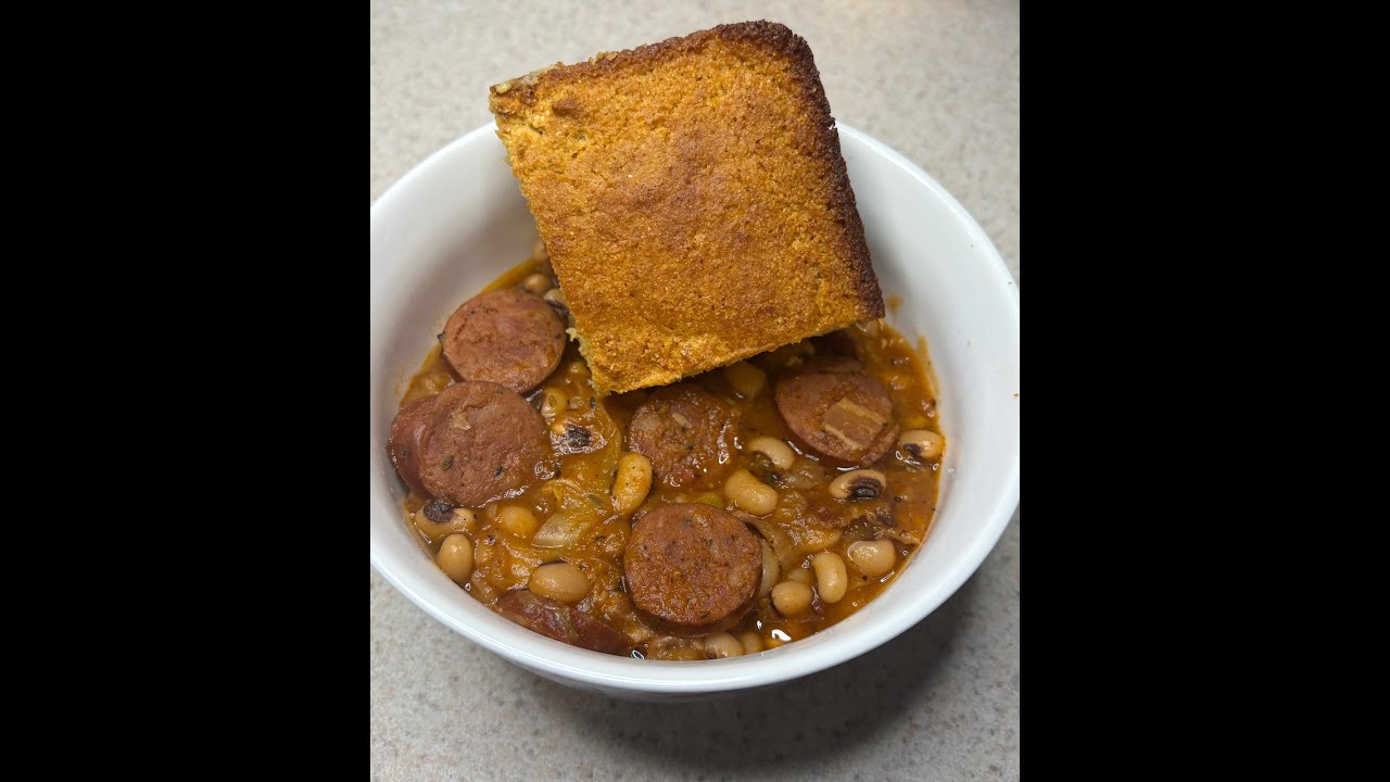 Black Eyed Pea Stew with Sausage and Cabbage