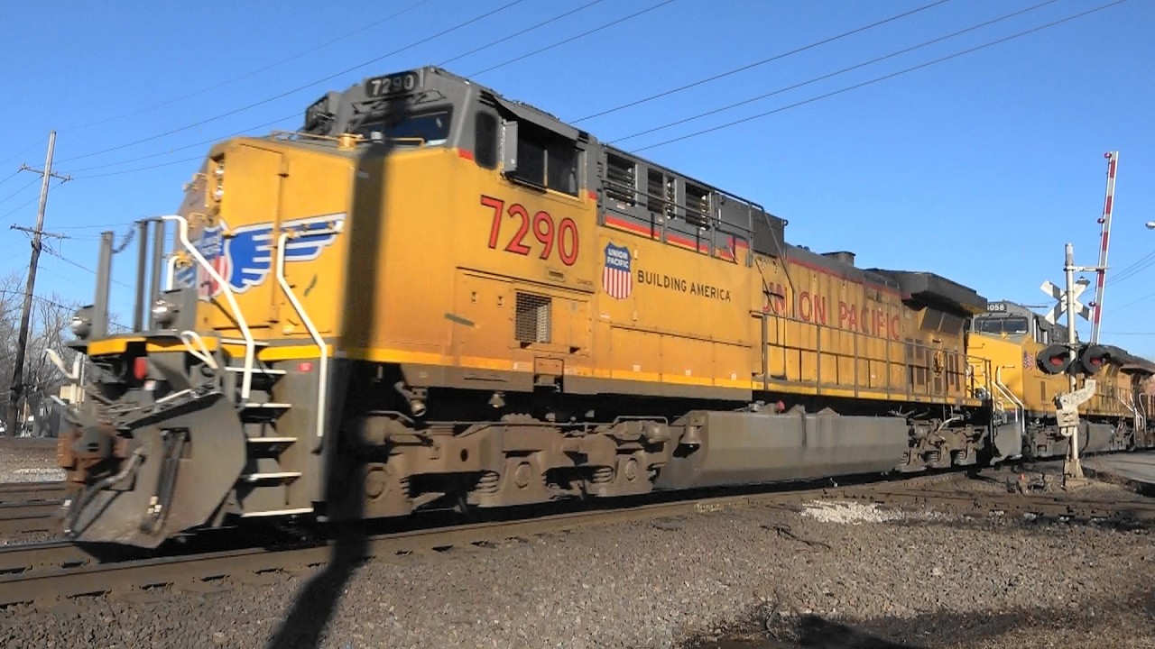 UP 7290 Leads a Z-Train, West Chicago, IL 2/15/26