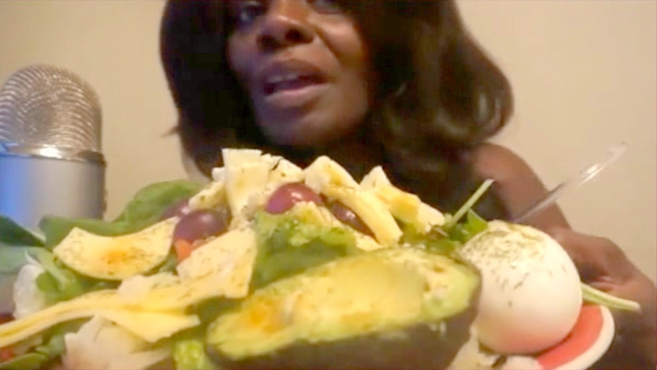 Salad ASMR Eating Sounds/Soft Spoken
