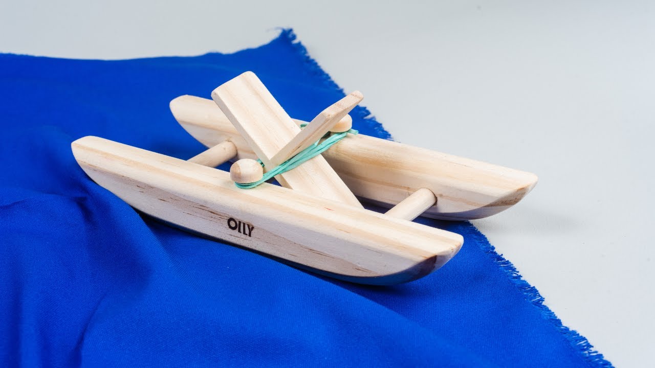 BARCO COM H&Eacute;LICE OllyToys ⛵ | Brinquedo de Madeira 🌱