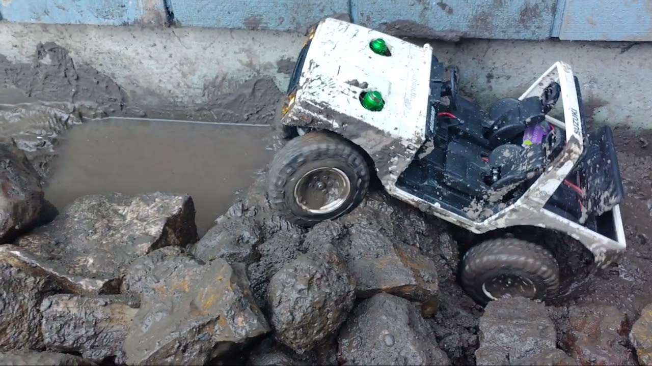 85mm Mud Tire Test on my WPL C74-1 Suzuki Jimny Stock Motor, Stock Servo 