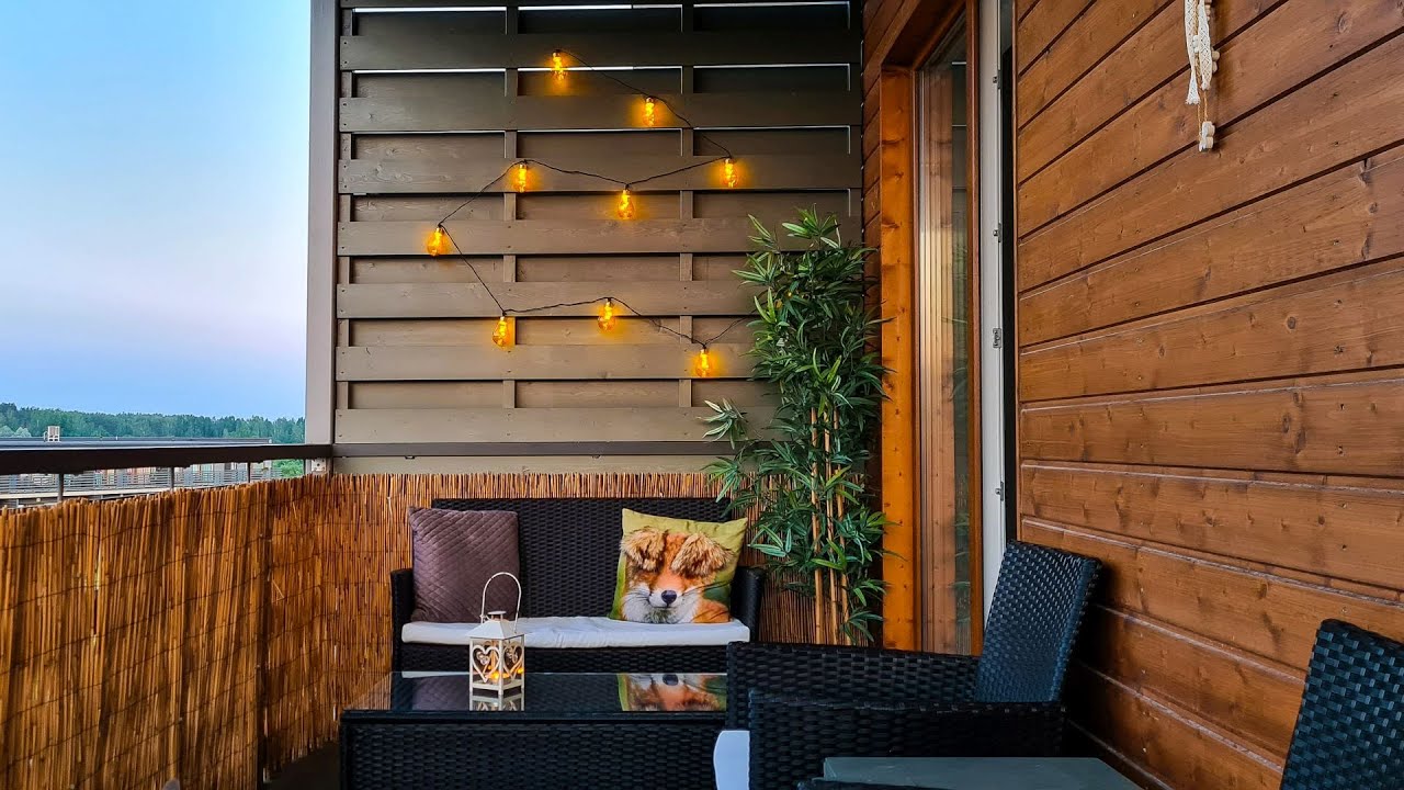 DIY wooden balcony wall build