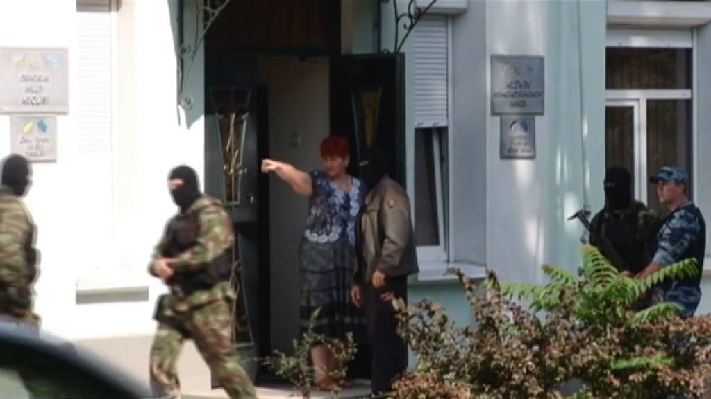 Crimean Tatar Mejlis Crackdown: Kremlin authorities claim representative body 'does not exist'