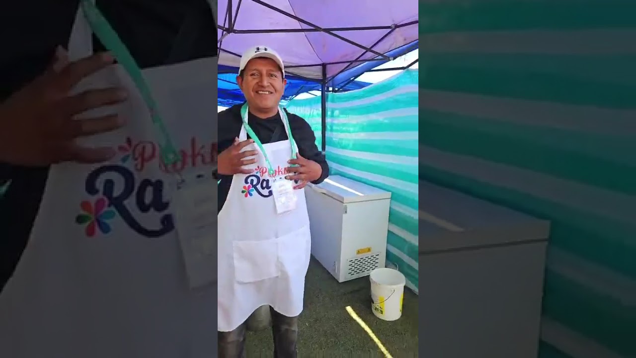 Pawkar Raymi Chile 2026. Entrega del delantal a los vendedores de los alimentos.