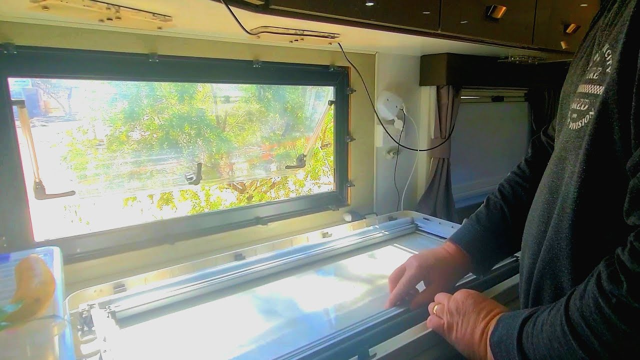 Fixing the Caravan windows