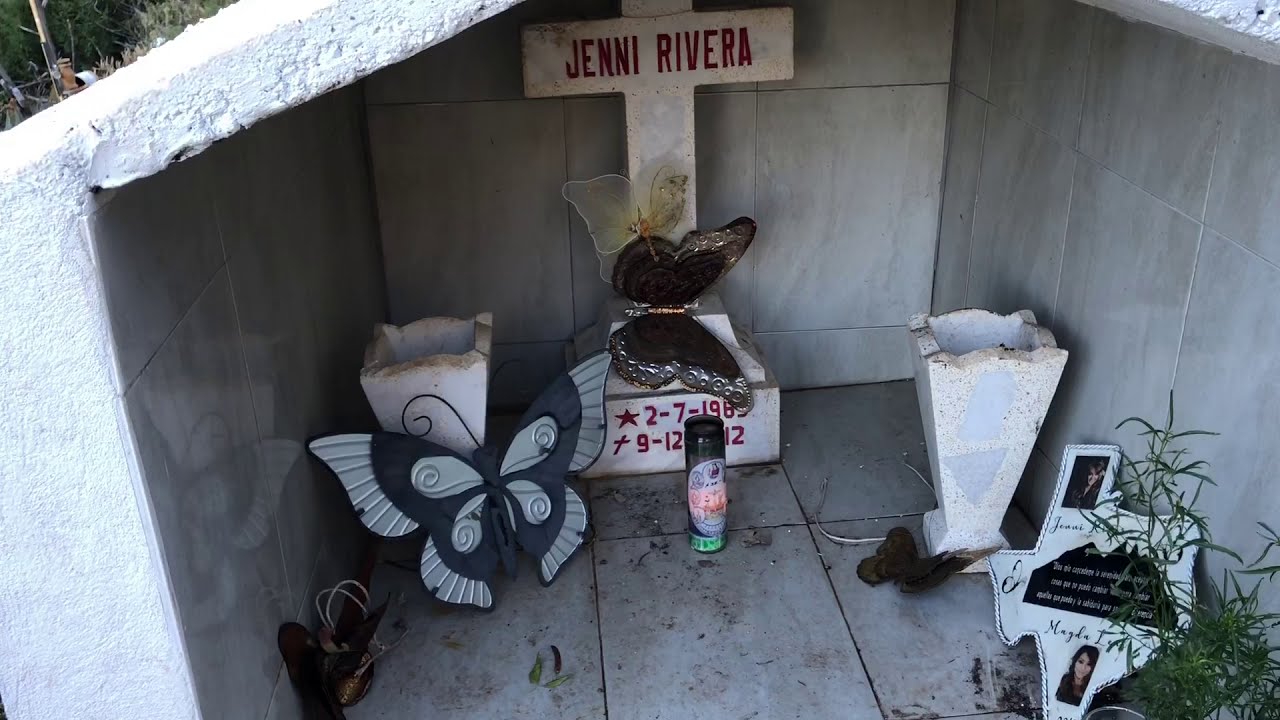 JENNI RIVERA SE MANIFIESTA por medio del spiritbox