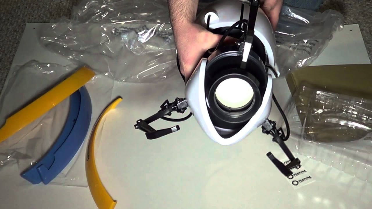 Aperture Science Handheld Portal Gun Replica Unboxing Q&S
