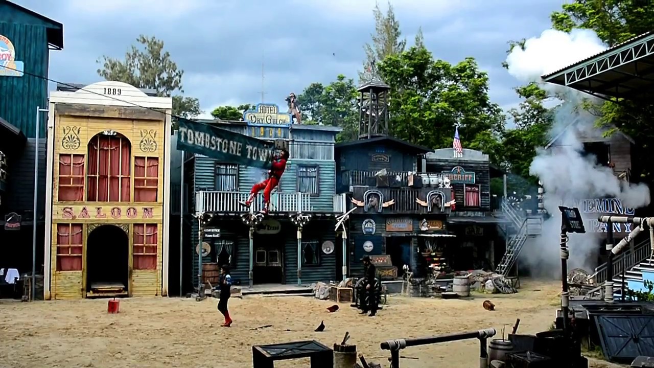 Safari World Бангкок Таиланд | Cowboy Stunt show Safari World Bangkok Tailand