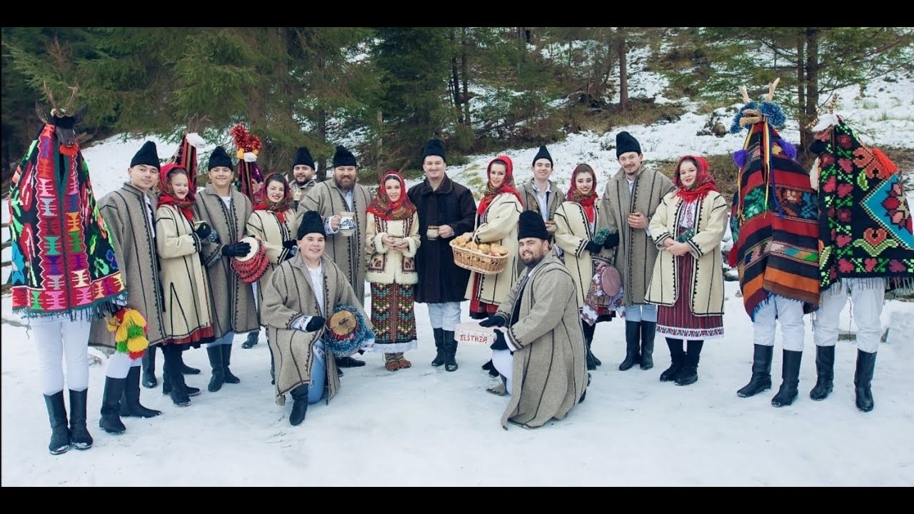 Vlad Vladinschi și Denisa Farcaș - Obiceiuri și datini de Anul Nou