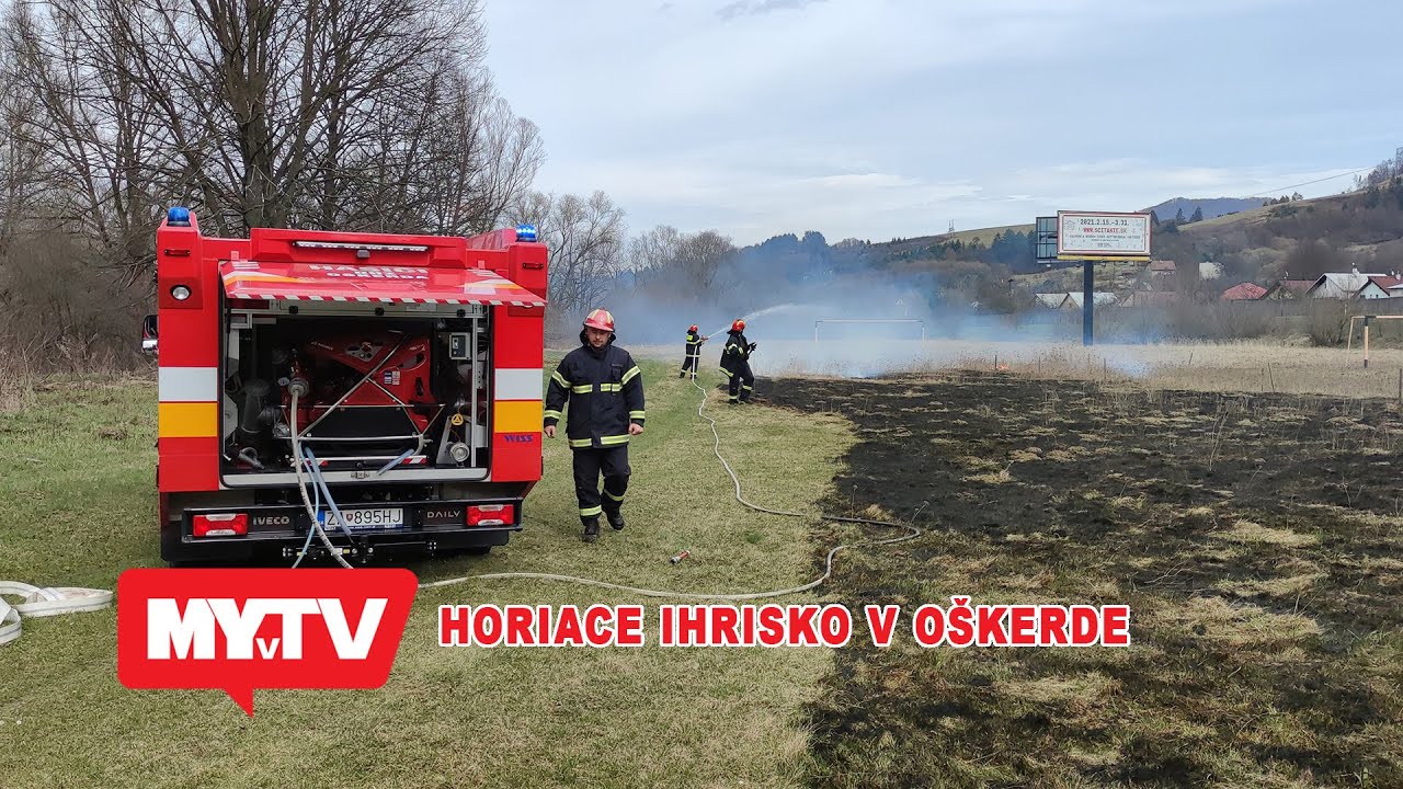 Hasiči zasahovali v Oškerde, kde horelo futbalové ihrisko