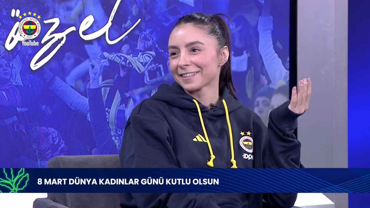 Takım Kaptanlarımız Alperi Onar ve Yağmur Uraz ile birlikte 8 Mart Dünya Kadınlar Günü Özel