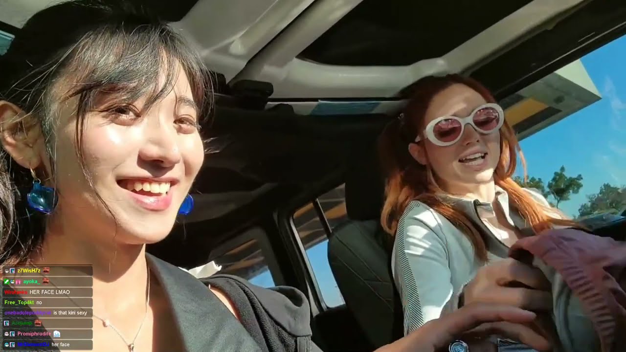 Amouranth destroys Jinnytty