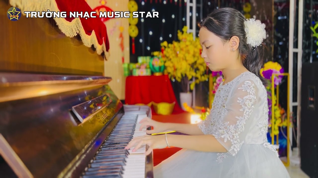 Piano - Ngày xuân Long Phụng sum vầy