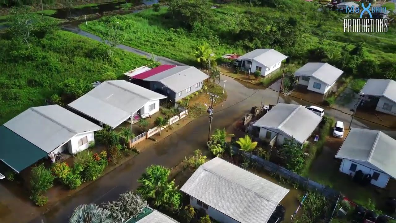 Flooding/ Wateroverlast at Richelieu, Suriname.