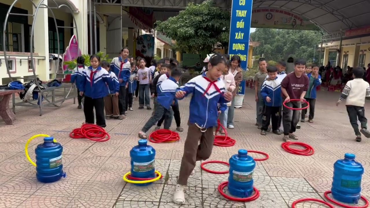 Hoạt động trải nghiệm 