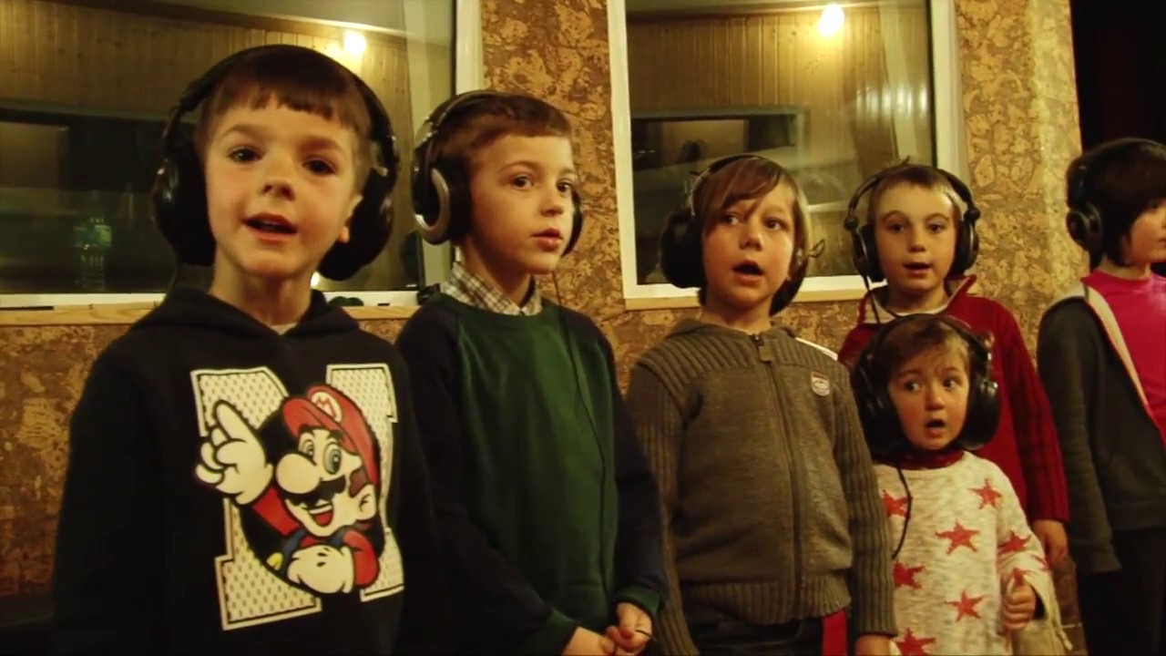 *Suaños al Alba (Niños estudio de grabación)