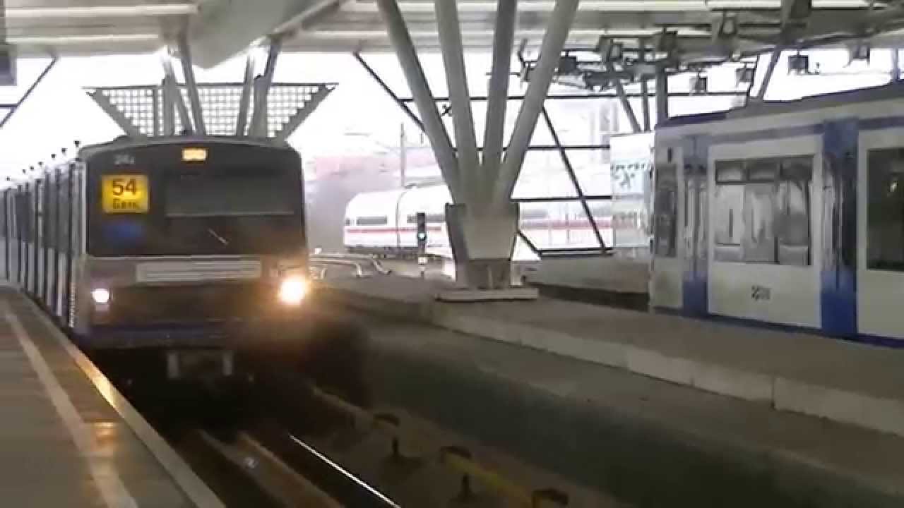 metro´s op station duivendrecht 11 maart 2012
