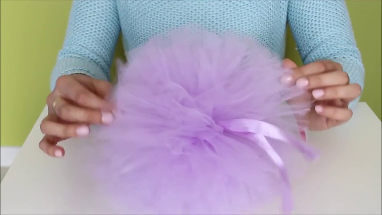 Pompon z tiulu
