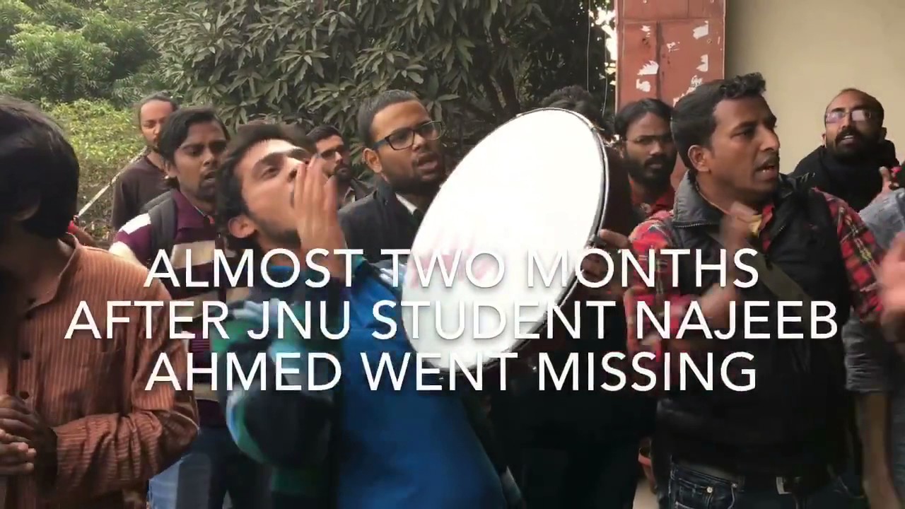 JNU students protest caging of dharna site