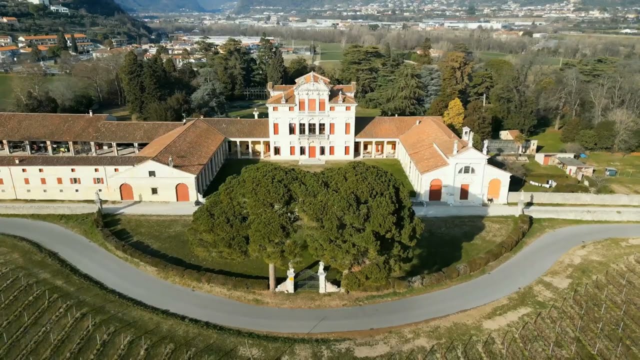 VILLA ANGARANO