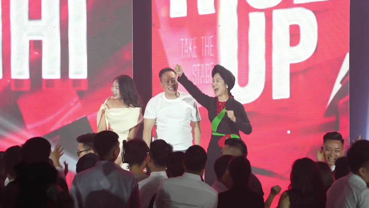 Toàn cảnh Lễ trao giải văn nghệ Four Home Group 2025