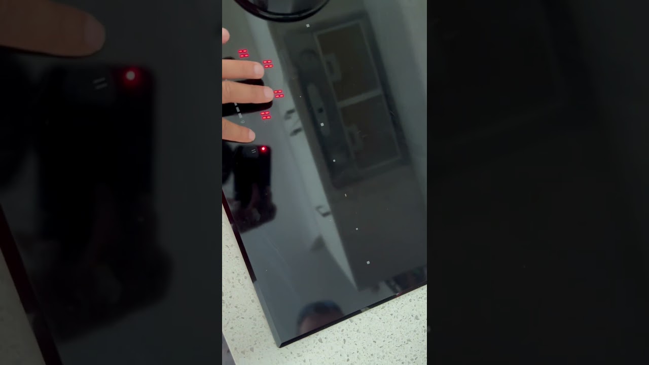 Smeg cooktop is showing E4 error message? #induction #cooking #appliancesrepair