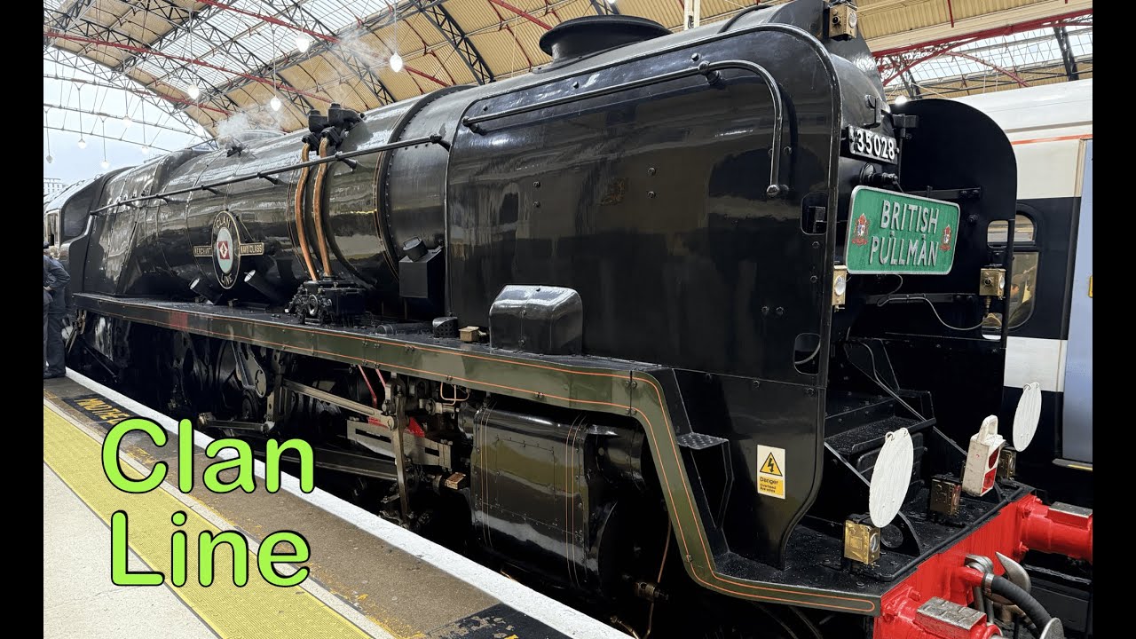 35028 Clan Line Returns to Victoria Station.  20th February 2025   4k