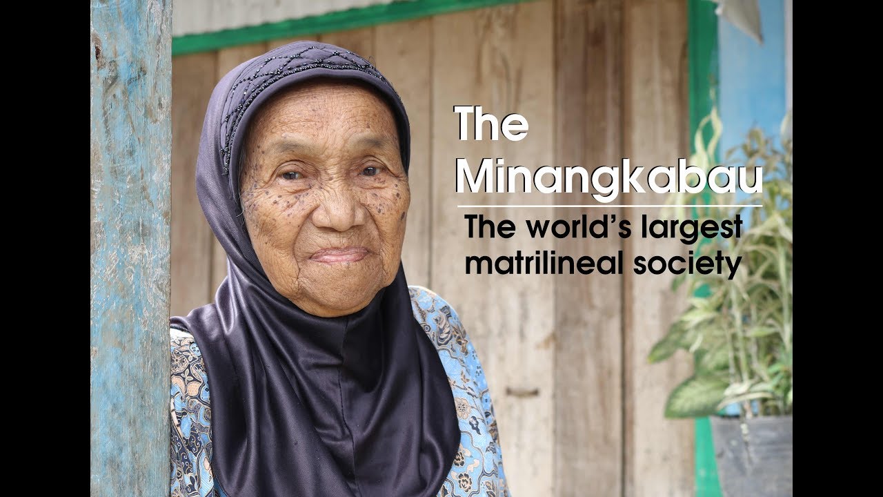 The Minangkabau : the world&rsquo;s largest matrilineal society