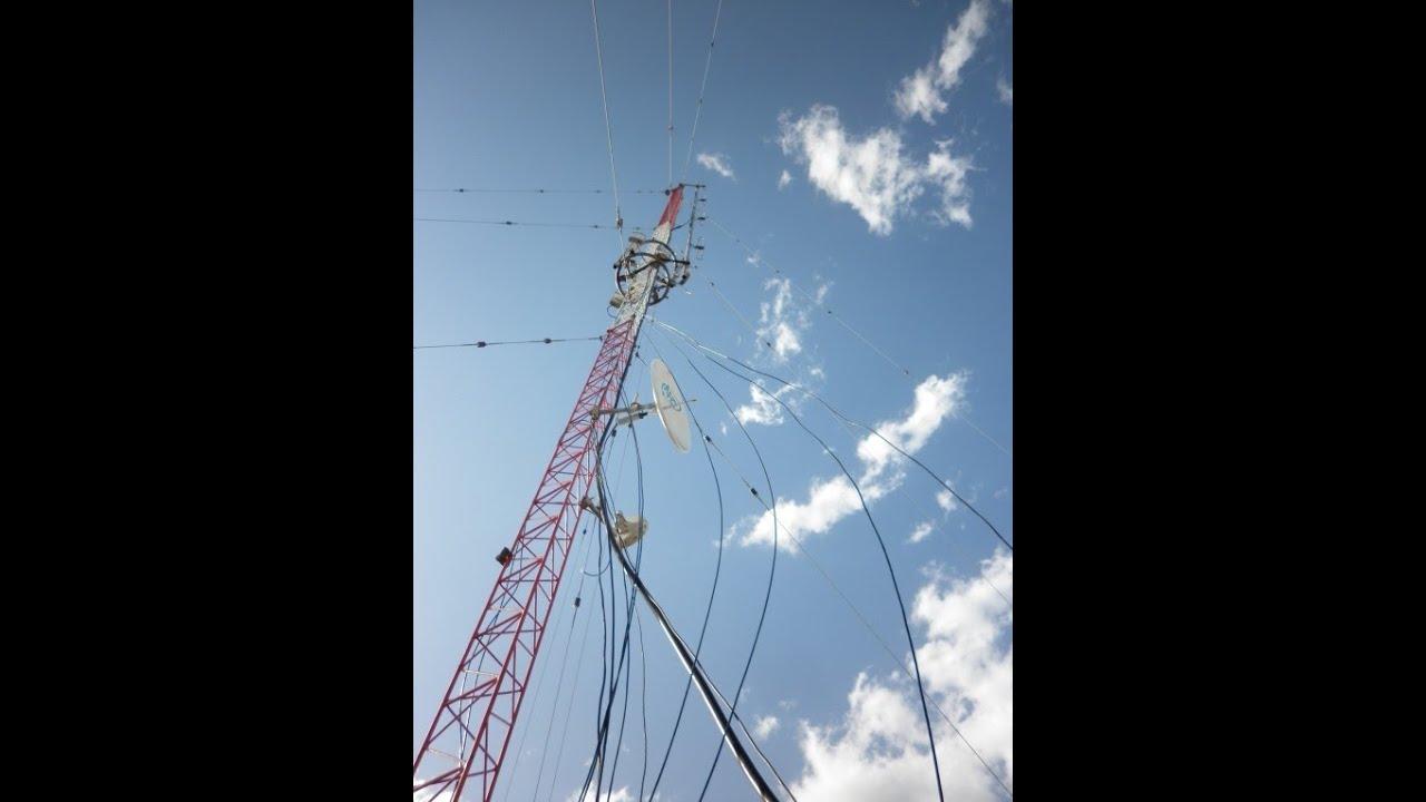 antena vhf. desarme de Torre radioaficionado. radio FM mantenimiento