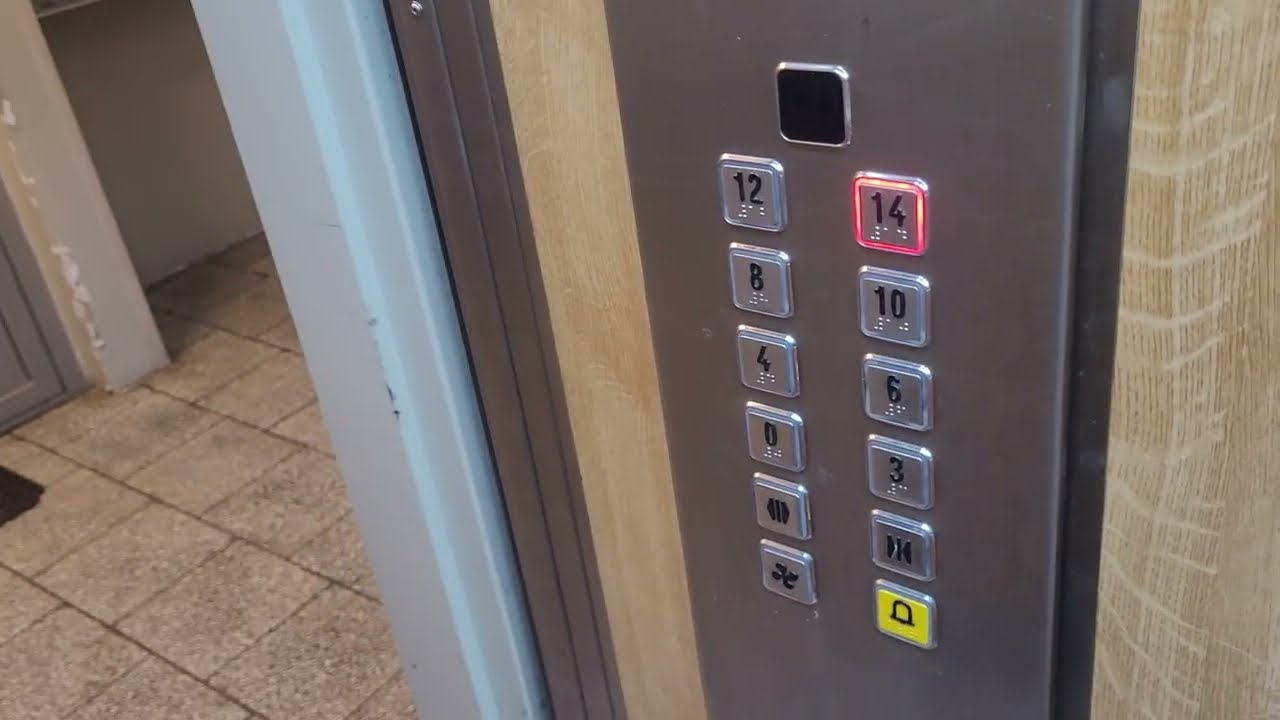 2x Winda Lift Service z 2015 r. Powstańców Śląskich 82, Wrocław