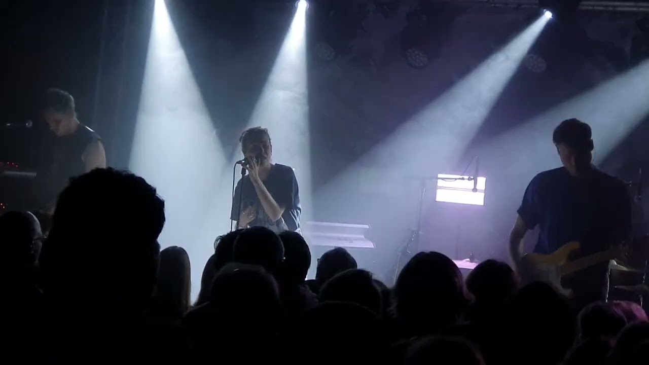 Adé - More Love, Brest, Le Vauban, 26 novembre 2025