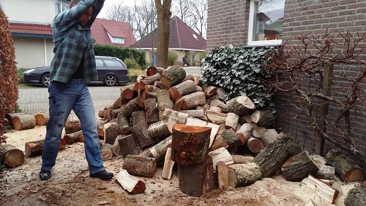 Houthakken weer een paar kuub te gaan