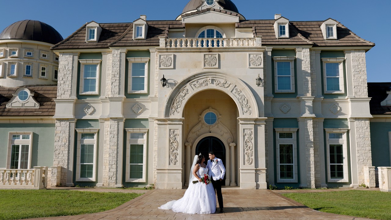 Chateau D'Mont Wedding Film / Emi & Chris