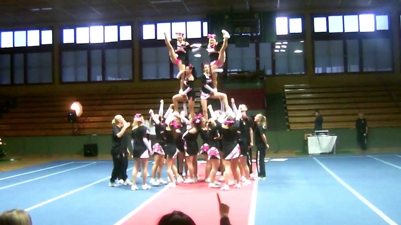 Xmas Bowl 2012 Scorpions Cheerleader Cheerleading