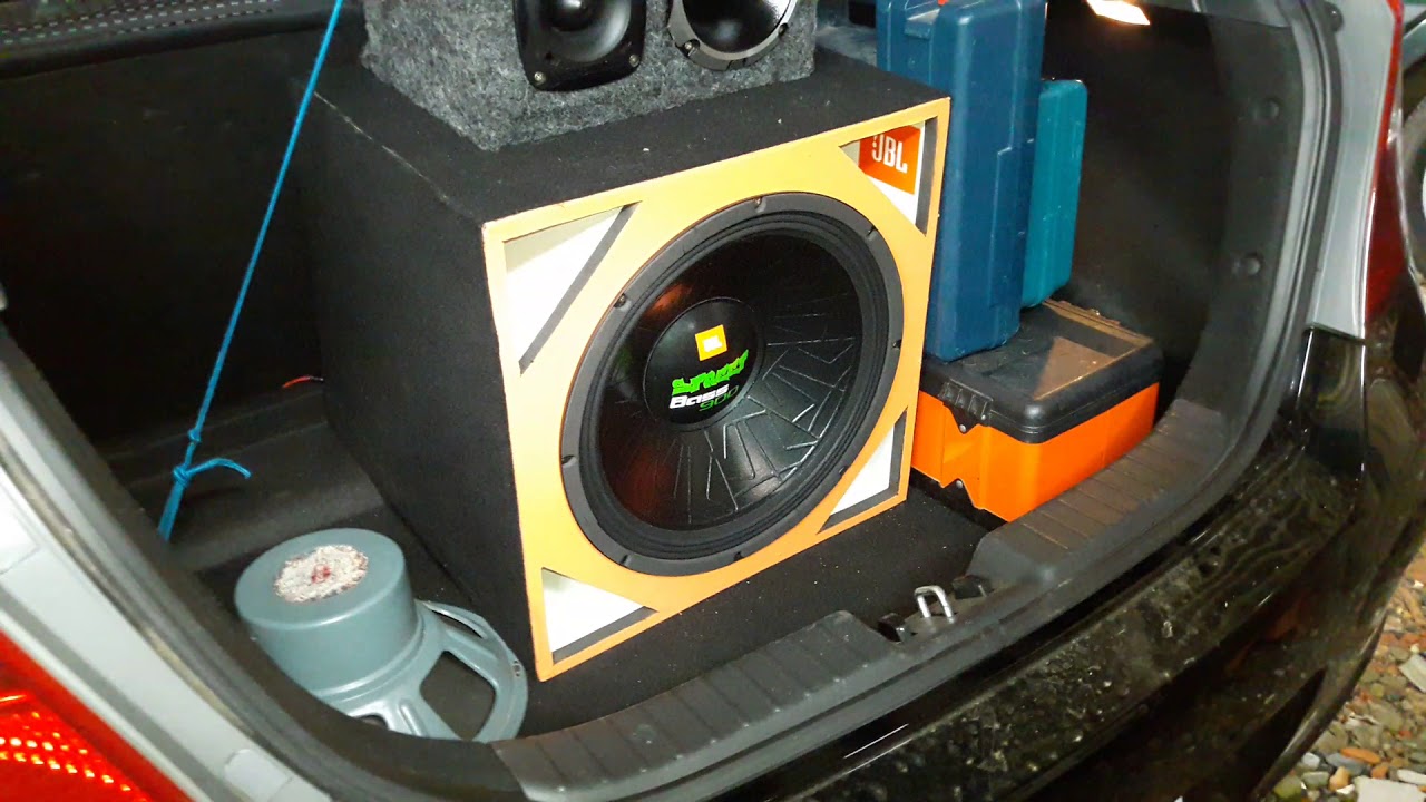 JBL Street bass 15 900 e JBL BR A 400.4