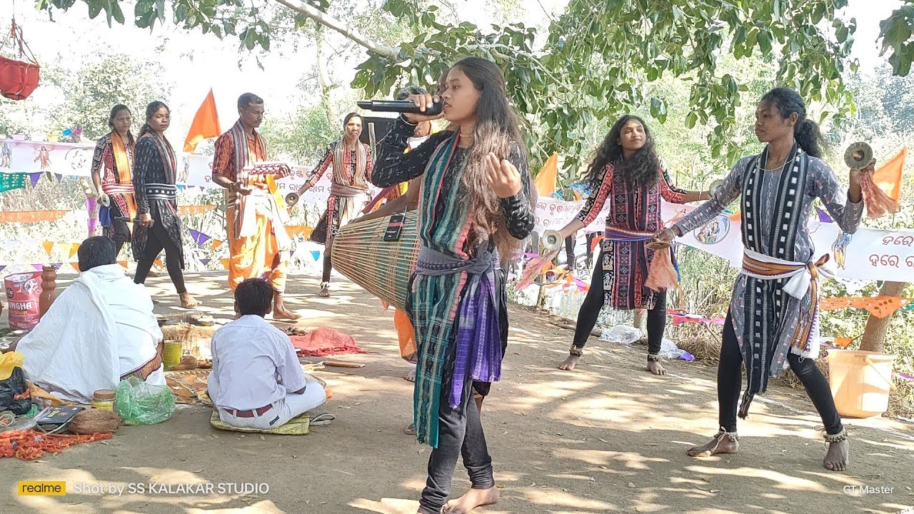 Silva Ladies kirtan Guru shree Nilakantha sabar Gayika Arati sabar Dalimba sabar #nilakanthaguru 