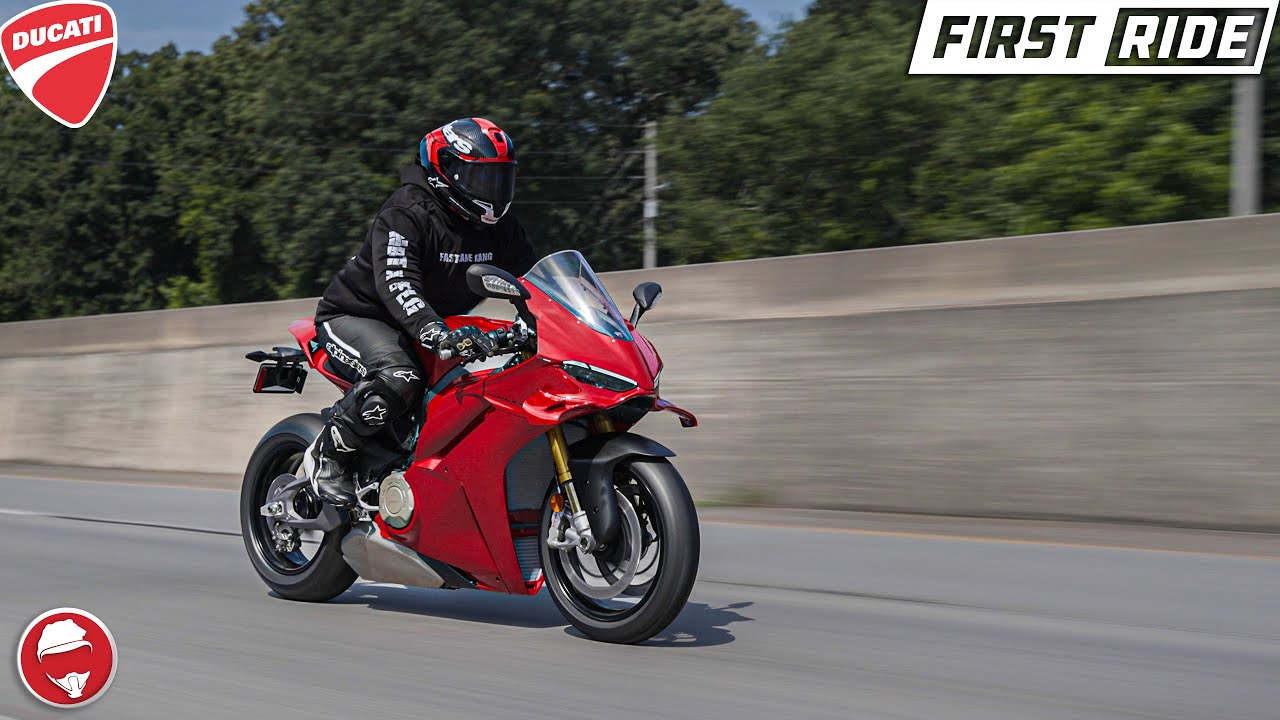 2025 Ducati Panigale V4S | First Ride